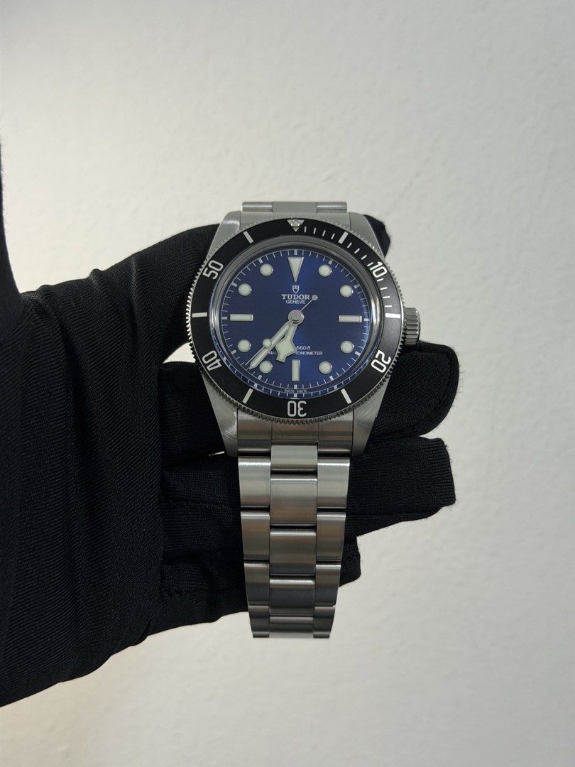 Tudor Black Bay 68 Blue Dial (Category: Luxury Watches) located in Manila. Submitted by rhyswatchphil (Listing ID 1441296297, Image 2). Description: Tudor Black Bay 68 Blue Dial 43mm Year 2025 Like New Full set Condition 9.8/10 San Juan City/New Manila QC On hand SRP 296,000 Selling only for 265,000.