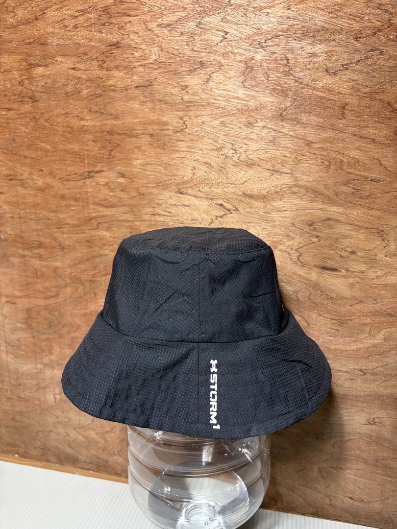 Under Armour Storm 1 Gold Bucket Hat (Category: Caps & Hats) located in Aparri. Submitted by bry_thrifts (Listing ID 1441288705, Image 3). Description: Size: Large to XL Color rate: 10/10 Condition: 9.5/10 Issue: Sign of usage inside the hat, not visible outside (check the last photo).