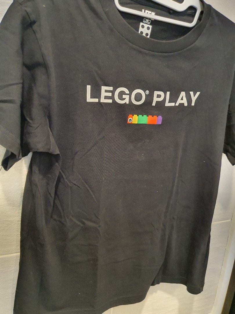 Uniqlo lego tee size 150 (Category: Babies & Kids Fashion) located in Taguig. Submitted by supernova888 (Listing ID 1441161468, Image 2). Description: authentic.