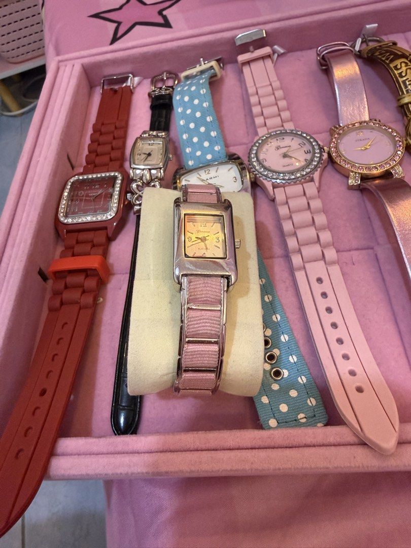 Unique Vintage leather watch (Category: Women's Watches) located in Limay. Submitted by fashionshop248 (Listing ID 1441159354, Image 2). Description: Preloved Starting price: ₱450 - ₱1,200 -Japan source - All watches are functional and in working condition..