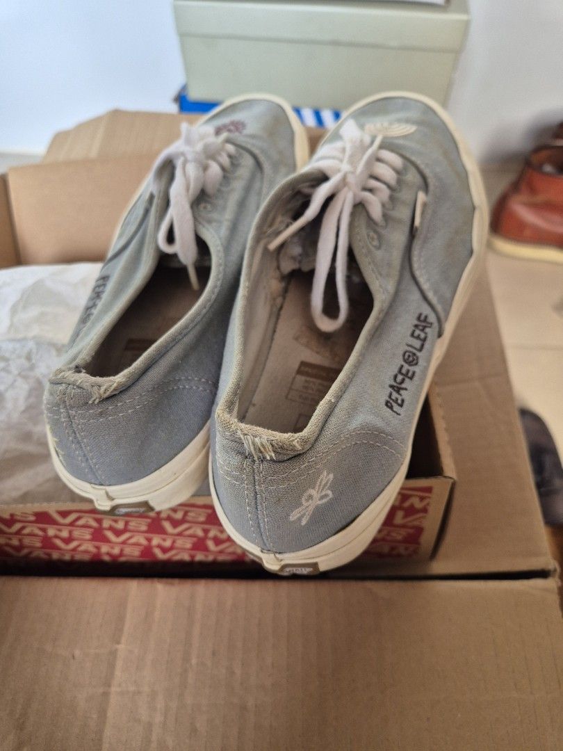 Vans Authentic Peace x Leaf Light Blue Canvas Sneakers (Category: Sneakers) located in Manila. Submitted by markpim (Listing ID 1441183296, Image 2). Description: - Light blue Vans Authentic sneakers - Collaboration with Peace x Leaf - Features embroidered details on side and heel - Lace-up closure - Canvas upper - Classic waffle sole.