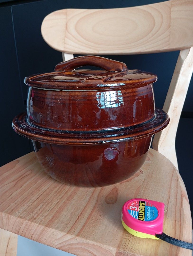 Vintage Brown Ceramic Pot with Lid470086167970467848