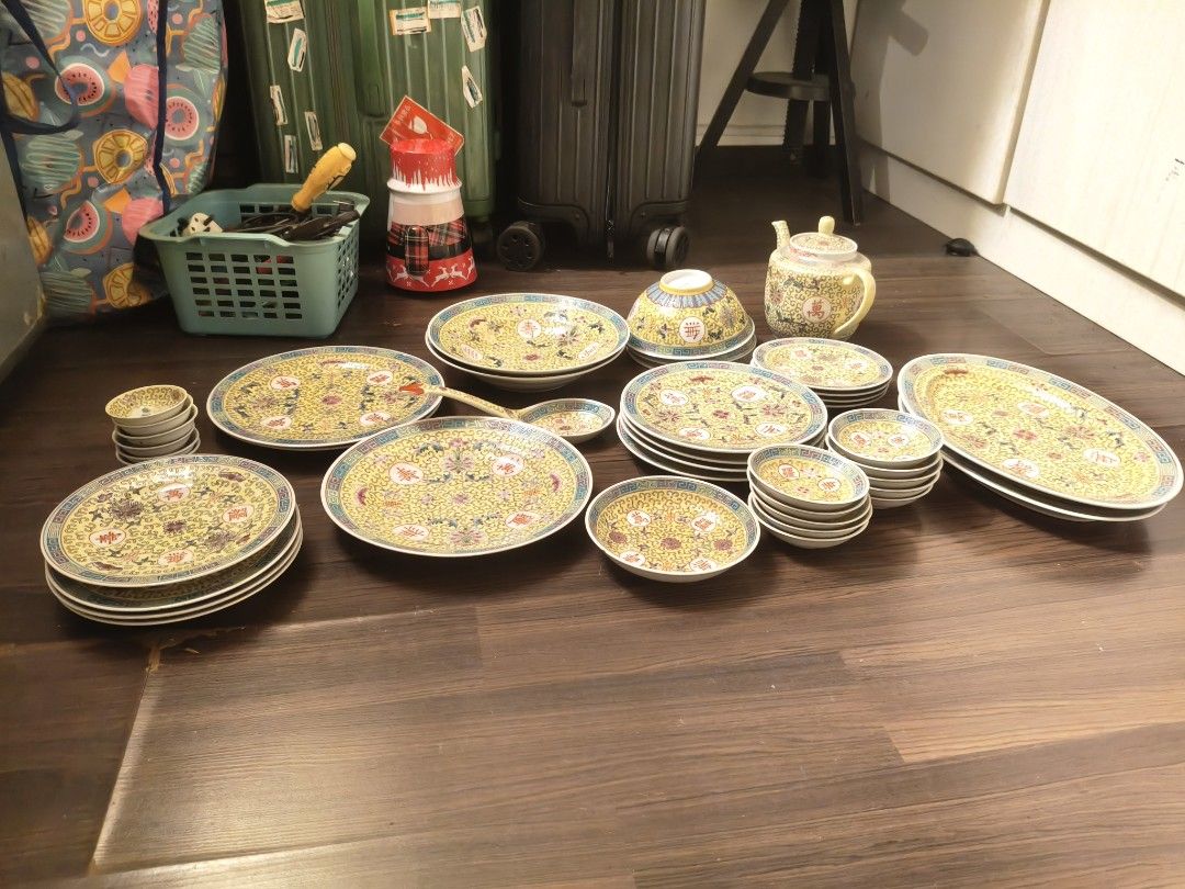 Vintage Chinese Porcelain Dinnerware Set470502760912660481