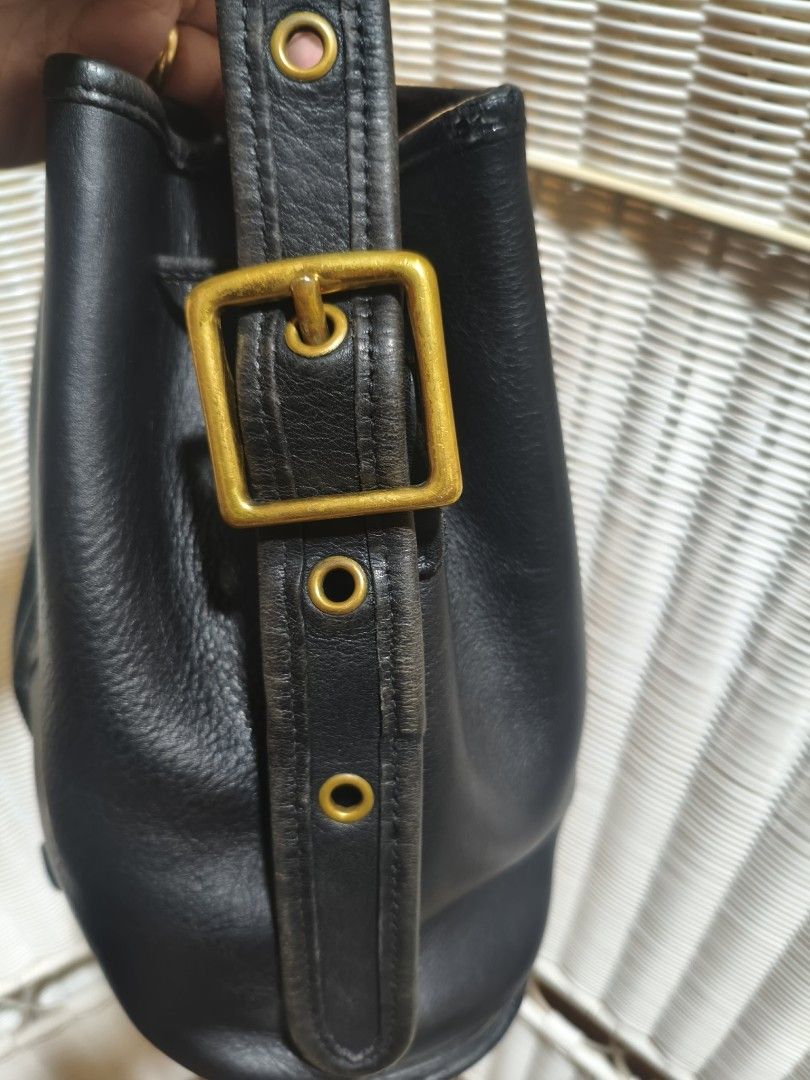 VINTAGE COACH LULAS LEGACY Style 9952 Drawstring Bag (Category: Shoulder Bags) located in San Jose. Submitted by nnayramsfinds (Listing ID 1441214256, Image 3). Description: -No hang tag -With signs of wear, see edges/trims -roomy -SF is 100..