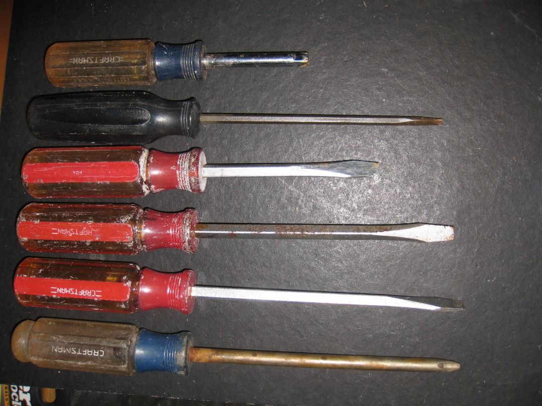 Vintage Craftsman Screwdrivers & Ratchet Tool (Category: Construction Tools & Equipment) located in Baguio. Submitted by winstonsheebamonna (Listing ID 1441183143, Image 2). Description: Vintage Craftsman Screwdrivers & Ratchet Tool 1/4" Made in USA 1980's Largest is 10" In very good condition, but do need a good cleaning. These were in my storage room for over 20 years, forgot i had them. These are true lifetime guarantee & can still get free ex