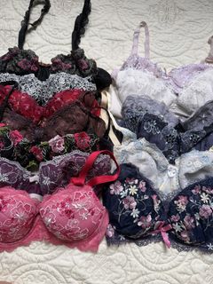(Category: ) located in . Submitted by aesthethicc (Listing ID 1441305885, Image 1). Description: .