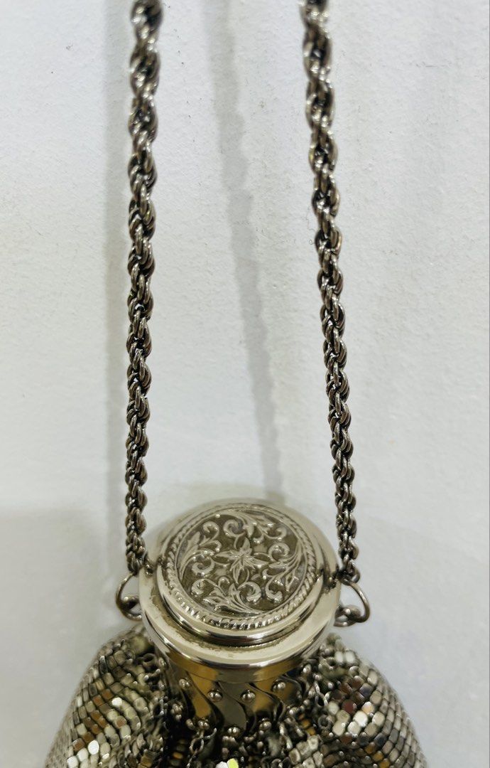 Vintage Metal Mesh Evening Bag with Chain Strap (Category: Clutches) located in Las Pinas. Submitted by qcleopatrastrove (Listing ID 1441239781, Image 2). Description: *Some signs of age visible on the lining *With worn photo if requested Please manage your expectations. Thank you.🤎.