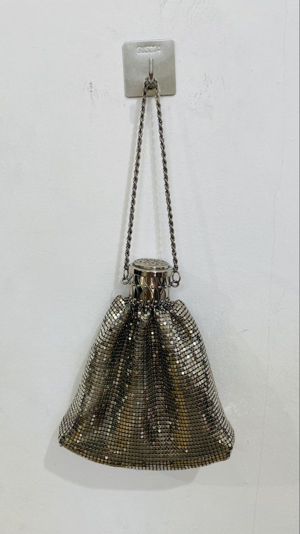Vintage Metal Mesh Evening Bag with Chain Strap (Category: Clutches) located in Las Pinas. Submitted by qcleopatrastrove (Listing ID 1441239781, Image 1). Description: *Some signs of age visible on the lining *With worn photo if requested Please manage your expectations. Thank you.🤎.