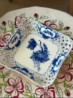 (Category: ) located in . Submitted by cool.nordicvintagesg (Listing ID 1441319334, Image 1). Description: .