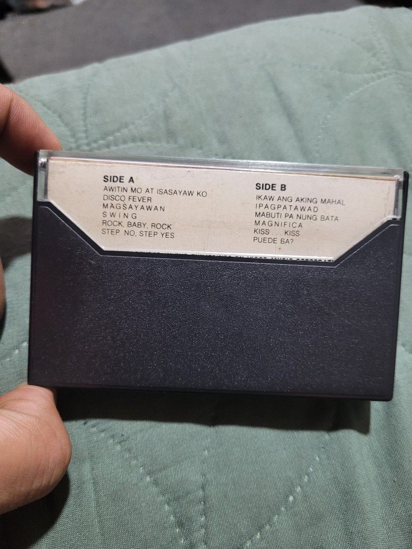 VST & Company Cassette Tape (Category: CDs & DVDs) located in Valenzuela. Submitted by magik_nostalgik_1982 (Listing ID 1441332899, Image 3). Description: VST & Company 'The Best Of' Cassette Tape PLEASE READ bago po maginquire. may masking tape sa spine / side, see pics for reference. no molds, playable pero considered pa ding untested and as-is, buy at your own risk! pls. manage your expections po Lalamove pick-up or JnT shipping by schedule. P