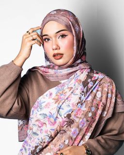 (Category: ) located in . Submitted by istiroo (Listing ID 1441189161, Image 1). Description: .