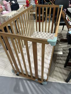 (Category: ) located in . Submitted by daph000 (Listing ID 1441278828, Image 1). Description: .