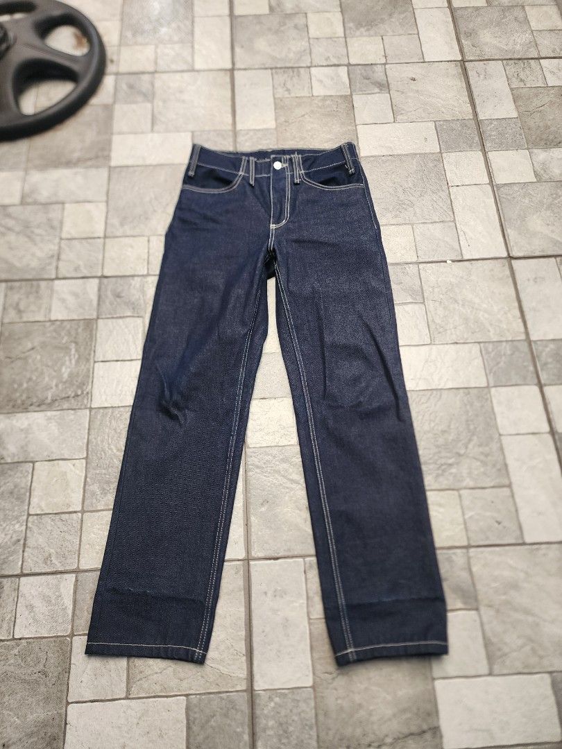 Zara original Raw denim slim straight pants (Category: Jeans) located in Manila. Submitted by smrshops (Listing ID 1441241342, Image 1). Description: waist- 37cm length- 40 inch leg- 12 inch Issue: in last picture, stain due to folding in the past, can be removed through light washing. Rfs: Decluttering.