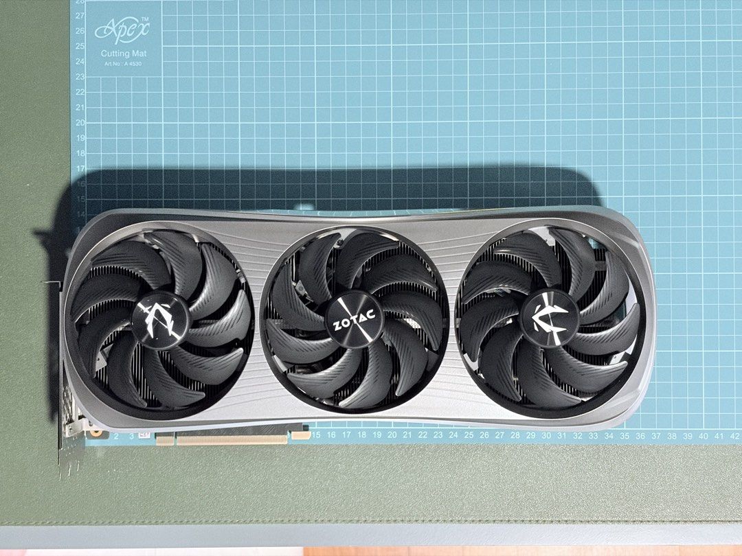 ZOTAC RTX 4080 Trinity OC470443909626603521