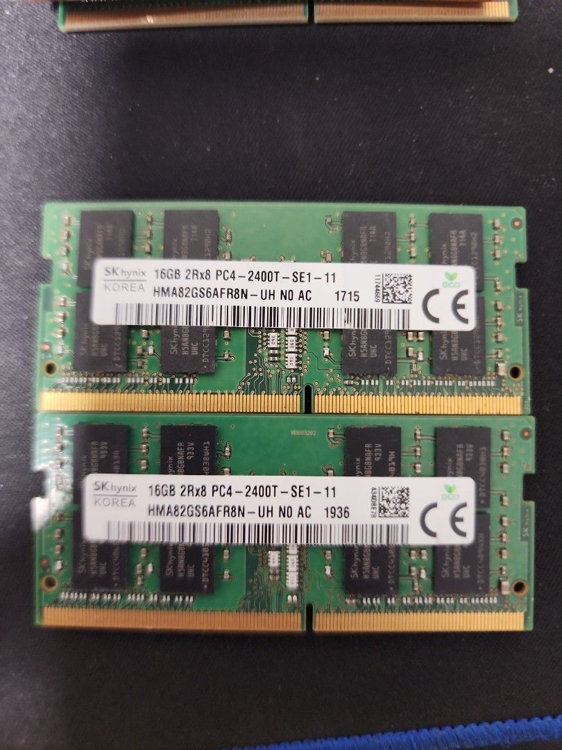 2x SK Hynix 16GB DDR4 PC4-2400T RAM Modules