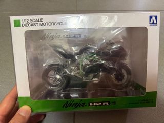 （分類：）位於 。 由 cattyeyatt 提交（商品編號 1443055086，圖片 1）。簡介： 。