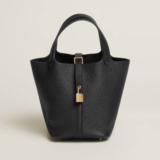 (Category: ) located in . Submitted by shopdeluxe (Listing ID 1442977621, Image 1). Description: .