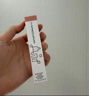 由 2hand_goodthings (刊登 ID 1442995589，圖片 1) 提交，位於 的 (類別：)，說明：。