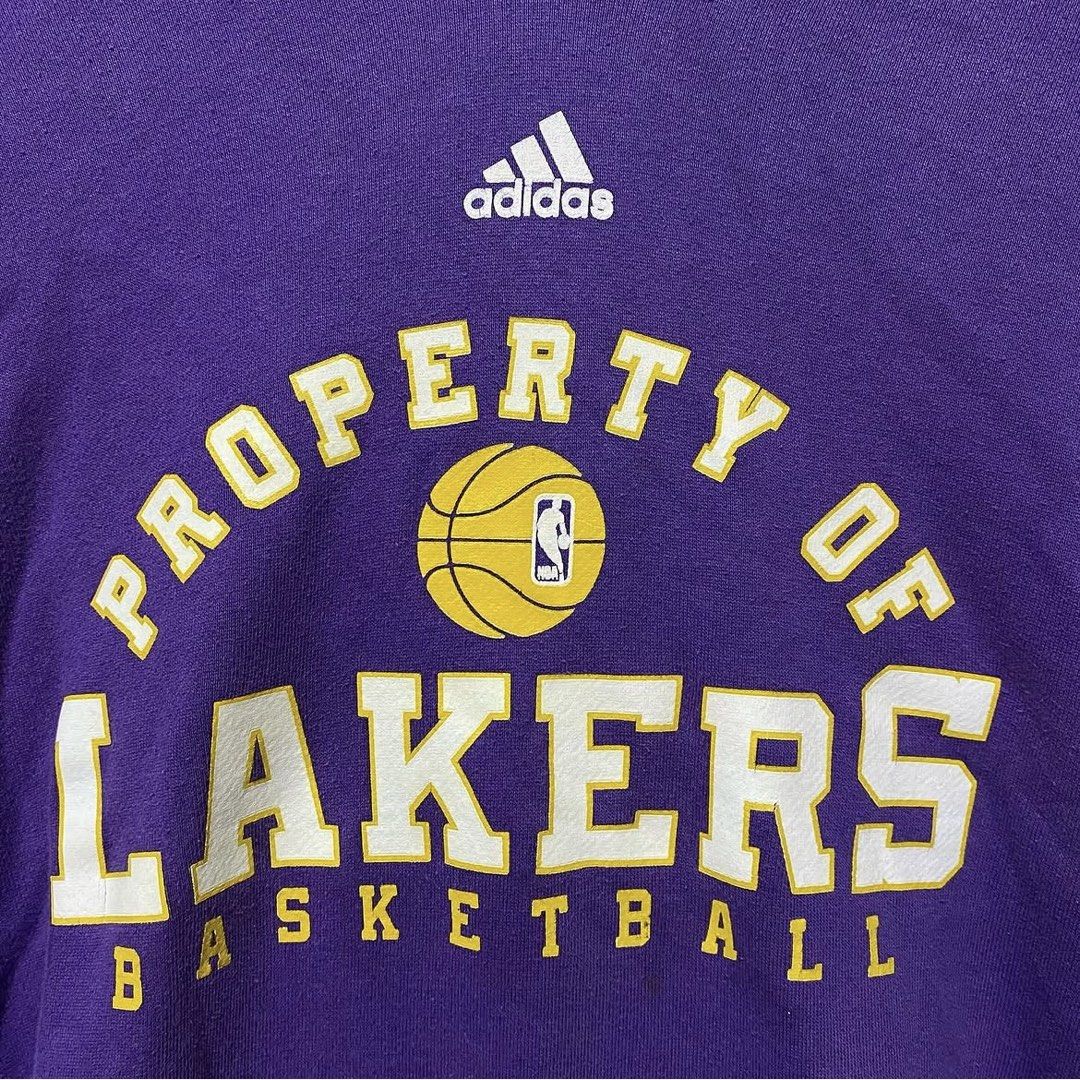 Adidas Lakers Hoodie (Category: Coats, Jackets and Outerwear) located in Baguio. Submitted by siignhere (Listing ID 1442981232, Image 2). Description: .