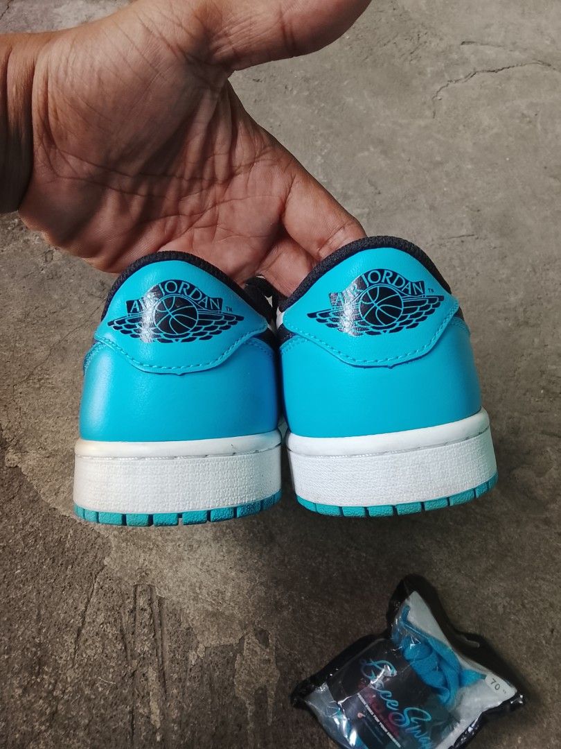 Air Jordan 1 Low OG " UNC" sneaker (Category: Sneakers) located in Bacolod City. Submitted by ronaldtemblor (Listing ID 1443039302, Image 3). Description: Jordan 1 low OG "UNC" Authentic/legit size 8.5us , 26.5 cm with extra lace still in excellent condition slightly use no box no heeldrag issues RFS: need funds price 2,200 shipped pm for interested.