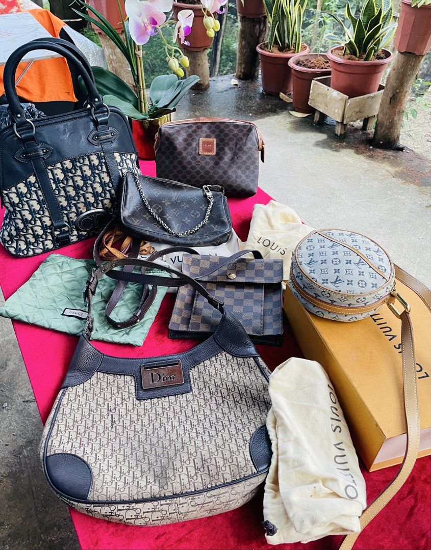 All authentic (Category: Luxury Bags & Wallets) located in Mambajao. Submitted by keysse1432 (Listing ID 1442970454, Image 1). Description: All guaranteed authentic free to inquire in fb.