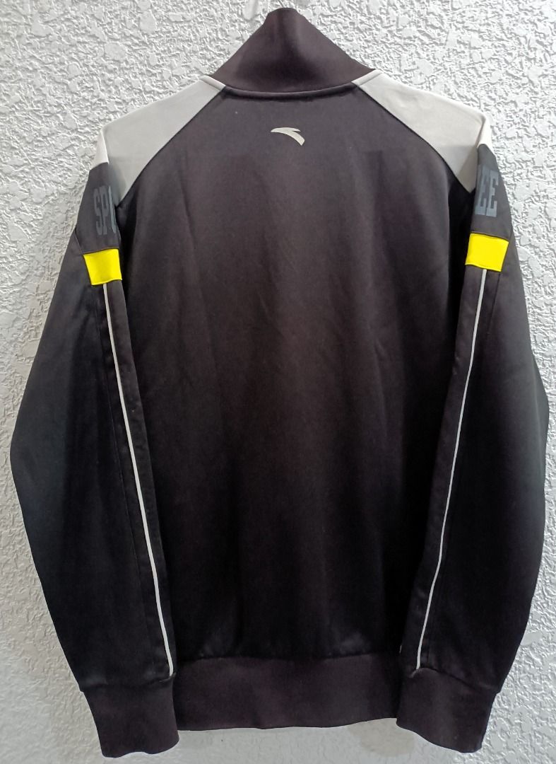 (PRICE DROP) - ANTA BIG FIGHT PRO KNOCKOUT TRACK JACKET (Category: Coats, Jackets and Outerwear) located in Calamba. Submitted by rootsph (Listing ID 1442986863, Image 2). Description: Details: Fits Large Dimes: 22W x 26L Color: Black / Gray Condition: Excellent, like new, no issue, complete tags Please manage your expectation, item being sold is preloved and not brand new unless stated otherwise. Major and minor issues will be declared. Signs of