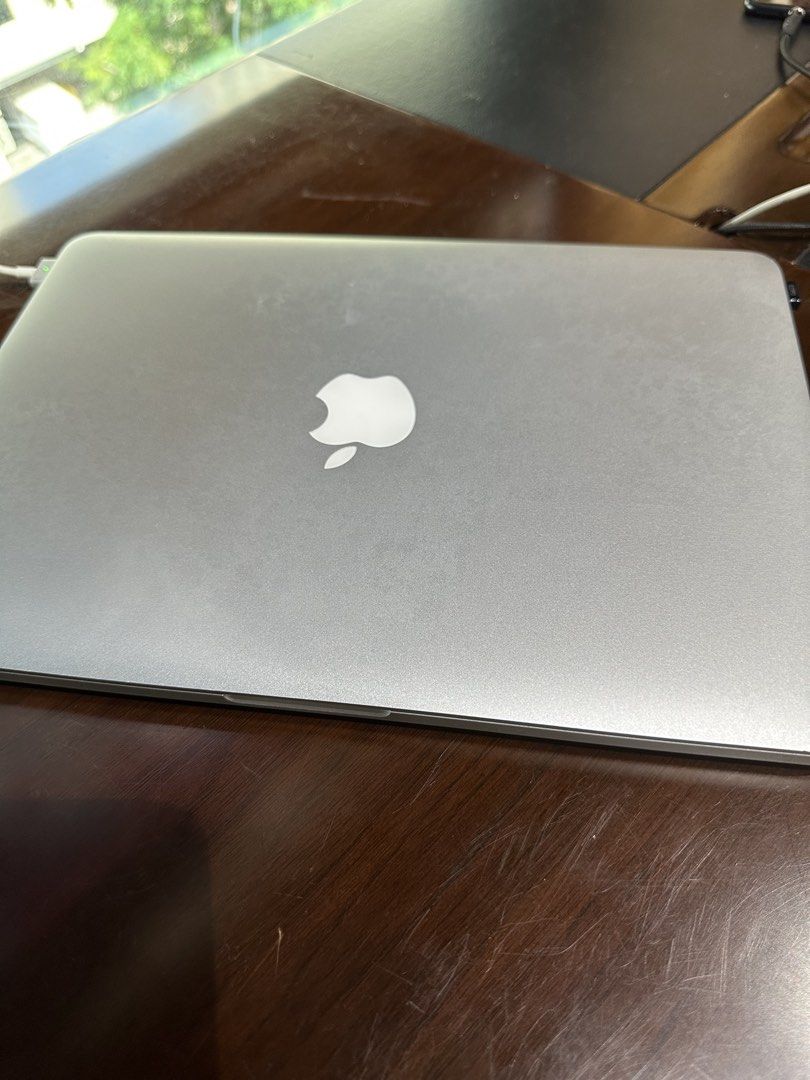Apple MacBook Pro 13-inch- win 11478352883759851521
