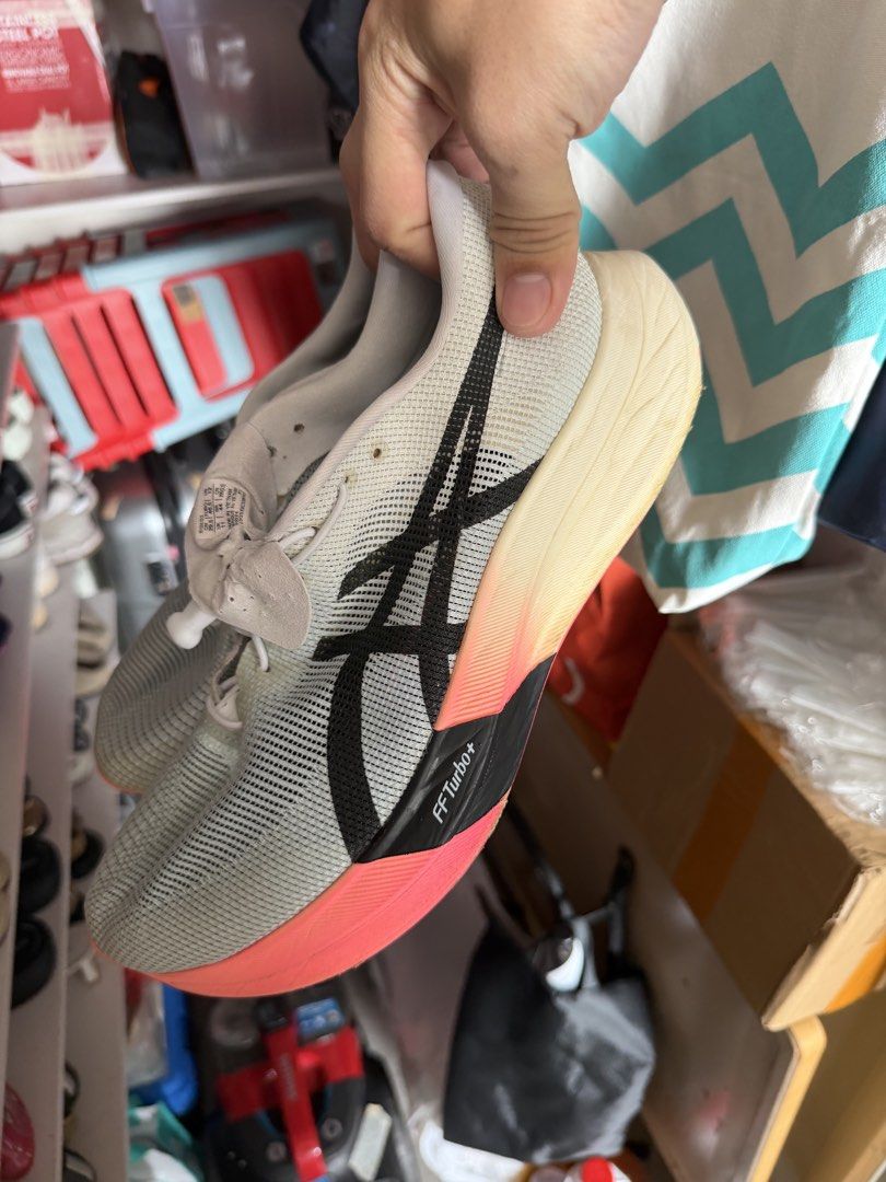 ASICS Metaspeed Sky Paris (Category: Sneakers) located in Singapore. Submitted by tearyjerry (Listing ID 1442981660, Image 1). Description: ASICS Metaspeed Sky Paris US 12 238km Comes with white tri laces Don’t have original laces No box .
