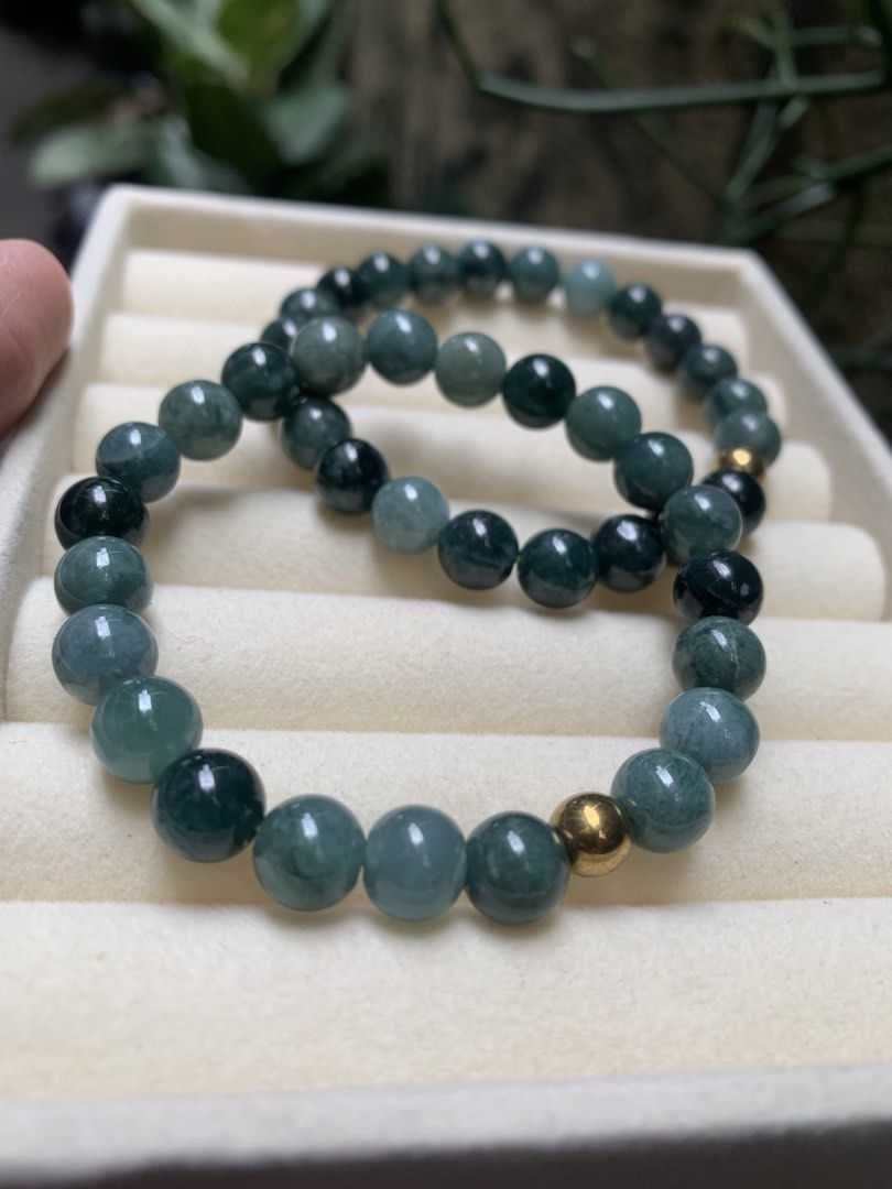 authentic guatamelan duobao jadeites 8mm (Category: Bracelets) located in Angeles City. Submitted by aaajaaaded (Listing ID 1442939685, Image 1). Description: payment first via g plus sf 16-19 wrist size hk sourced .