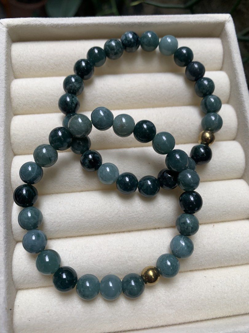 authentic guatamelan duobao jadeites 8mm (Category: Bracelets) located in Angeles City. Submitted by aaajaaaded (Listing ID 1442939685, Image 2). Description: payment first via g plus sf 16-19 wrist size hk sourced .