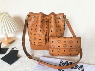 (Category: ) located in . Submitted by worldwidedeals (Listing ID 1443012145, Image 1). Description: .