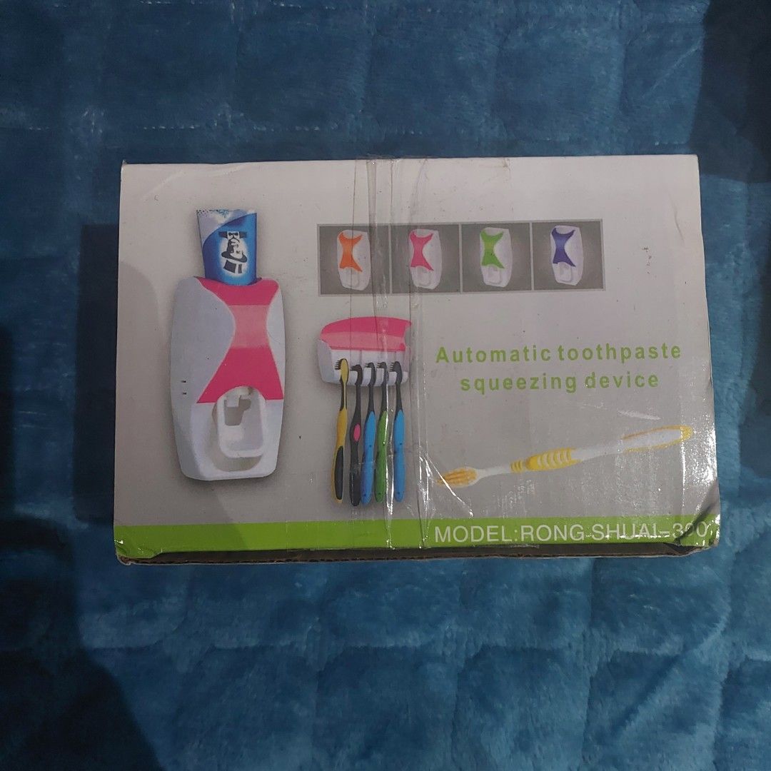 Automatic Toothpaste Squeezing Device (Category: Oral Care) located in Paranaque City. Submitted by full-of-stuff-on-rack (Listing ID 1443084227, Image 3). Description: .