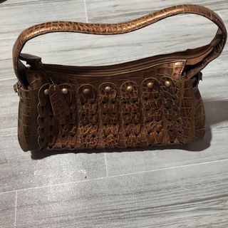 (Category: ) located in . Submitted by 4100-thrift (Listing ID 1443027433, Image 1). Description: .