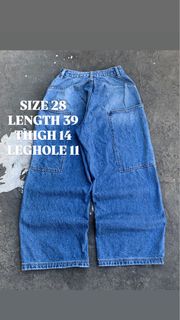 (Category: ) located in . Submitted by jemmnithrift. (Listing ID 1443053416, Image 1). Description: .