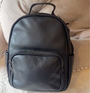 (Category: ) located in . Submitted by leong16 (Listing ID 1443082871, Image 1). Description: .