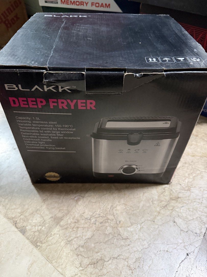 Blakk Deep Fryer (Category: Fryers) located in Mandaluyong City. Submitted by gozaimasu68008 (Listing ID 1443005718, Image 1). Description: MIB. Only opened for inspection. Natambak pero never been used. MOP: Bank transfer Price is slightly negotiable.