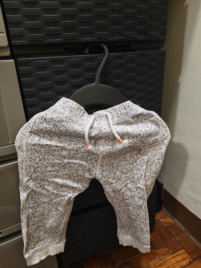[Bundle] H&M and Adidas pants (Category: Babies & Kids Fashion) located in Santa Rosa. Submitted by authenticsforless (Listing ID 1442991420, Image 2). Description: good for around 12-18 months minor signs of usage take both🌟.
