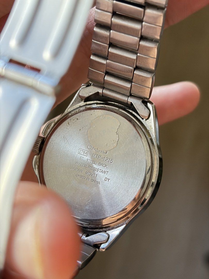 Casio (Category: Watches) located in Melaka Tengah. Submitted by allwithsmallcapital (Listing ID 1442974607, Image 3). Description: Casio MTP-1215A Stainless steel Comes with replacement box Need go to polishing a bit and then can use.