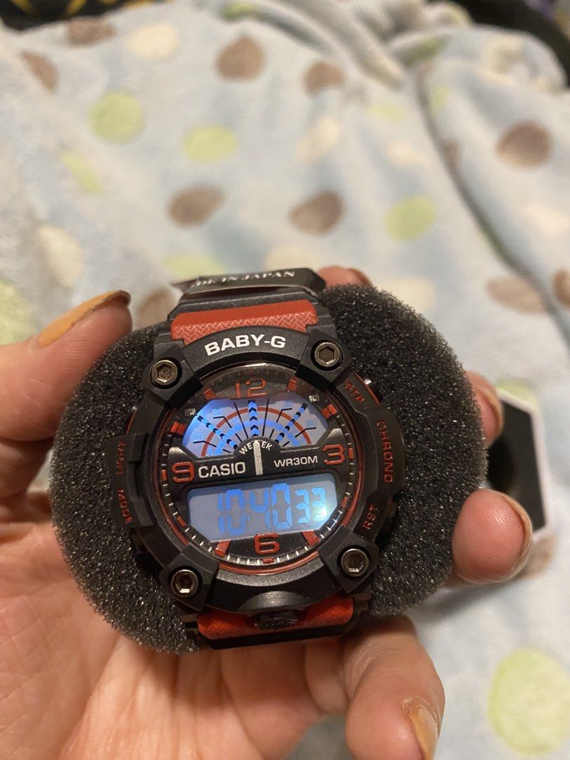 Casio Baby-G WR30M Watch (Category: Women's Watches) located in Manila. Submitted by robinhood123_134 (Listing ID 1442944277, Image 3). Description: - Baby-G watch by Casio - Stylish black and red colorway - Water resistant up to 30 meters - Dual display: digital and analog hands - Comes with original box - Authentic Made in Japan quality.