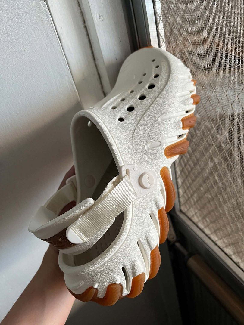 Chalk gum RO echo clog M8 M7 (Category: Slippers & Slides) located in Valenzuela. Submitted by julianjohn98 (Listing ID 1443069471, Image 2). Description: Brand new for sale Available size m8 & M7 Chalk gum colorway.