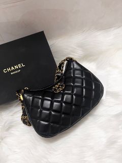 (Category: ) located in . Submitted by sellora_fashion (Listing ID 1443003033, Image 1). Description: .