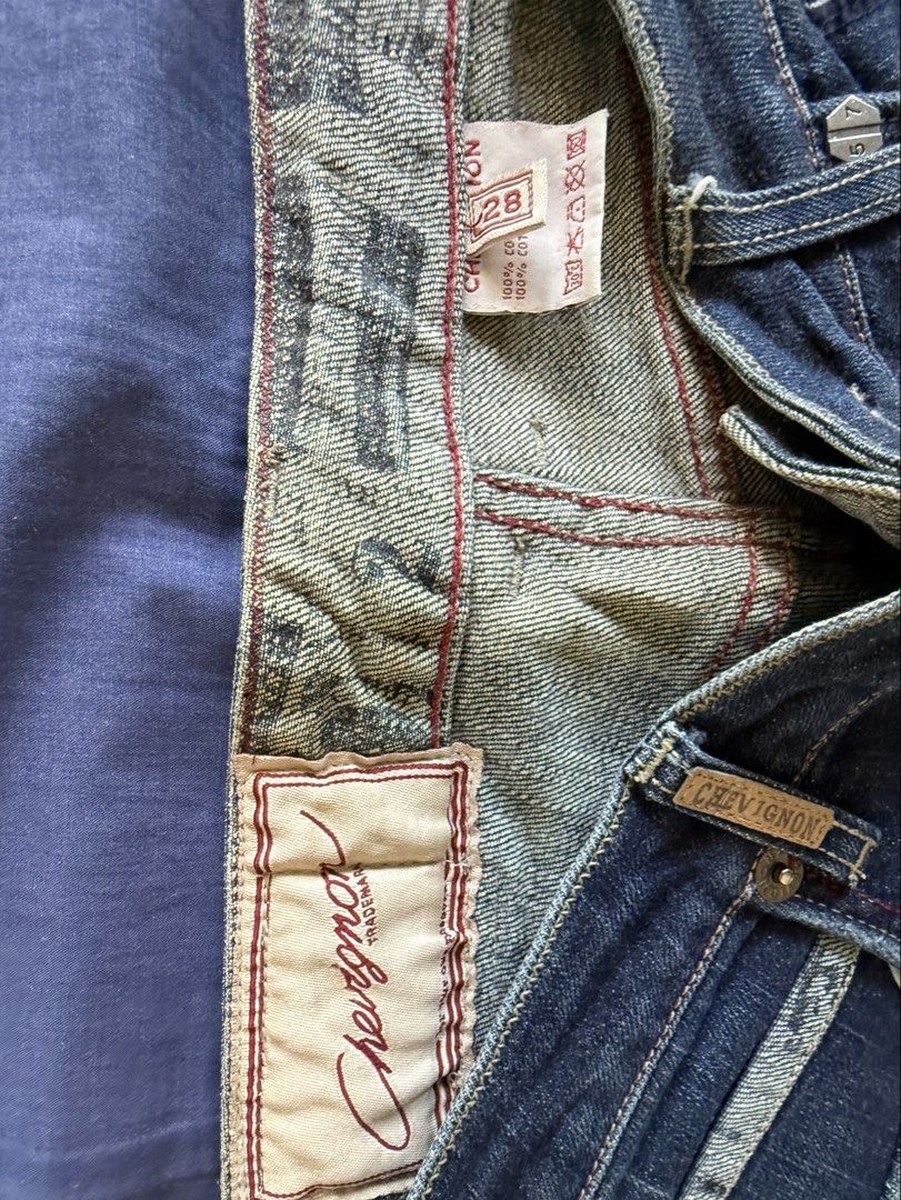 Chevignon jeans denim (Category: Jeans) located in San Juan City. Submitted by teas_atbp (Listing ID 1443042922, Image 3). Description: 28 waist.