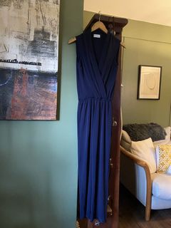 (Category: ) located in . Submitted by pb.closet (Listing ID 1443041025, Image 1). Description: .