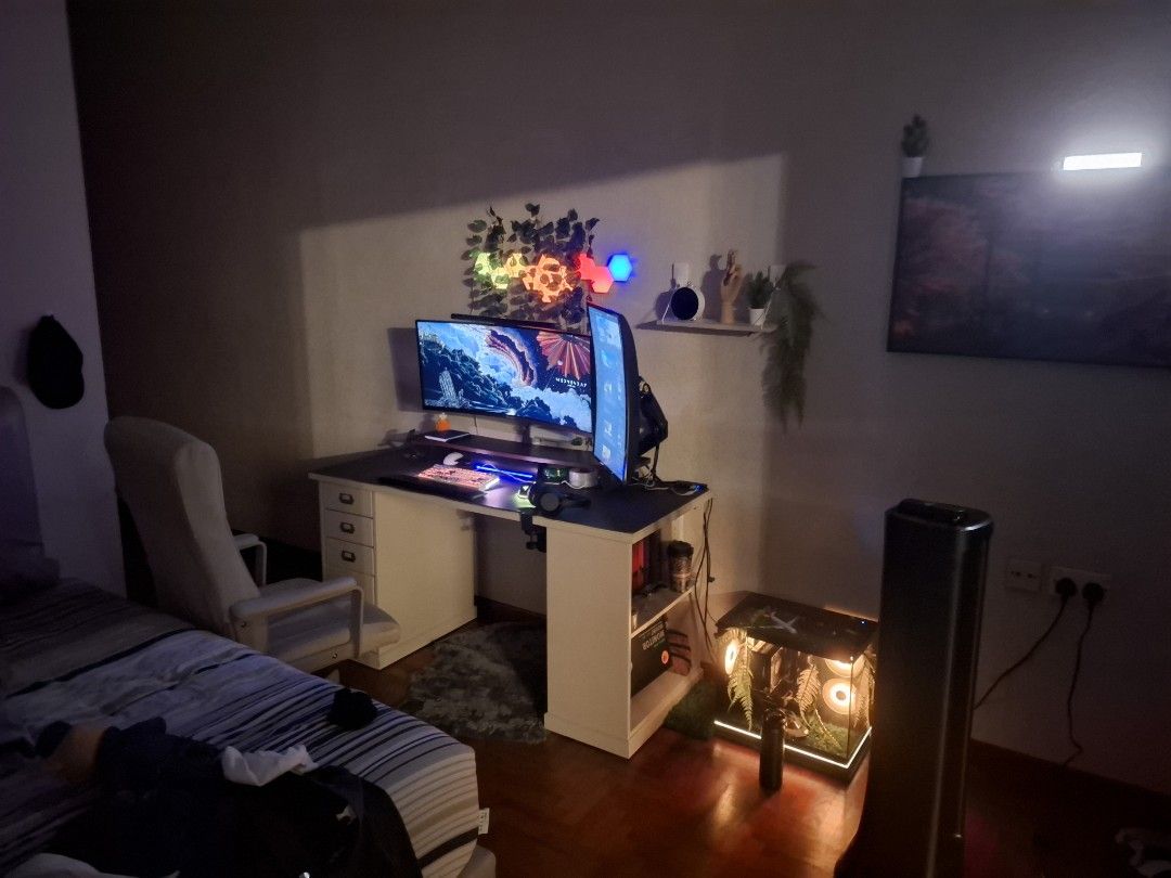 Aftershock gaming pc 9060xt, 32gb ddr5, r7 7700, 1.5tb gen 4 ssd