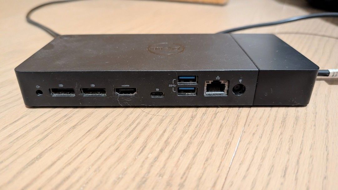Dell Docking Station w 180W Power Adapter478630208875407361