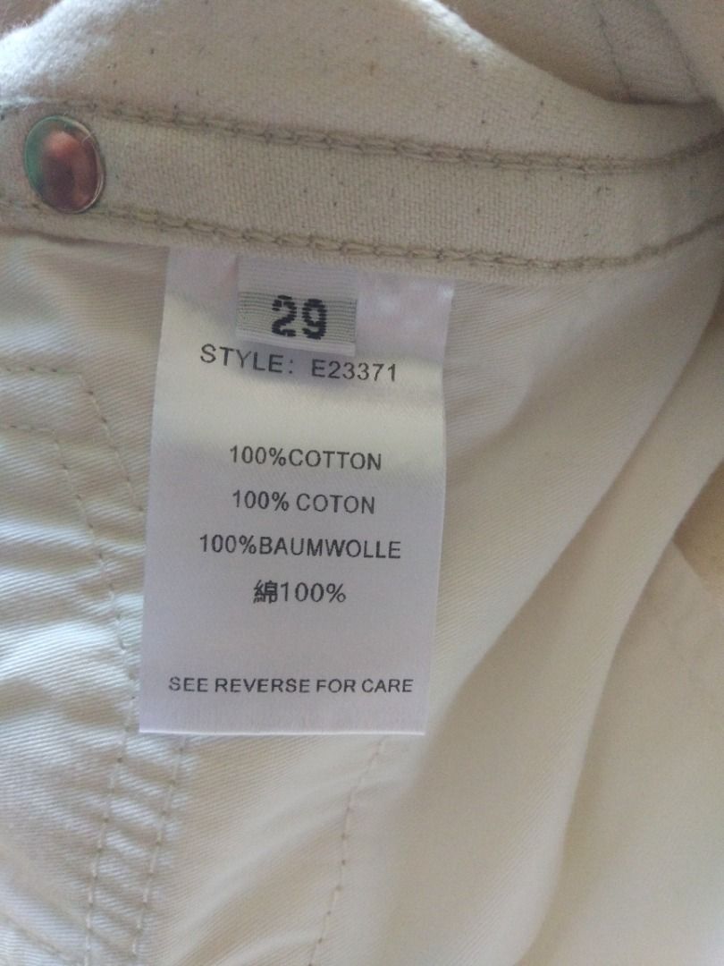 Denham Cinchback Jean 31 actual (Category: Jeans) located in Pasay City. Submitted by denimdude.ph (Listing ID 1443058505, Image 3). Description: .