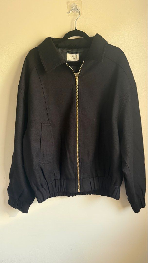 DISSH Black Bomber Frankie Jacket (Category: Coats, Jackets and Outerwear) located in Pasig City. Submitted by helpsisdeclutter (Listing ID 1443047498, Image 2). Description: More oversized than usual Would say best fits M-L.