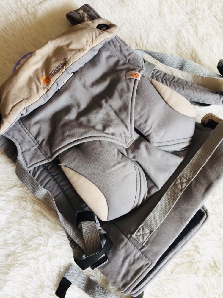 Ergobaby four position 360 - gray (Category: Carriers & Slings) located in Manila. Submitted by kikay.store.ph30 (Listing ID 1442931674, Image 2). Description: ❗NEW ARRIVAL❗🇱🇷 Ergobaby four position 360 - gray Condition : lightly use Authentic Already wash ready to use Price: 2000 MOP: GCASH, BDO, MOD: SCO FOR SHIPPING PURPOSE, BUS SHIPPING, JNT, LBC ♥️ 1 day reservation ONLY ♥️ No to rush shipping ♥️ No free shipping ♥️ No return no exchange ♥