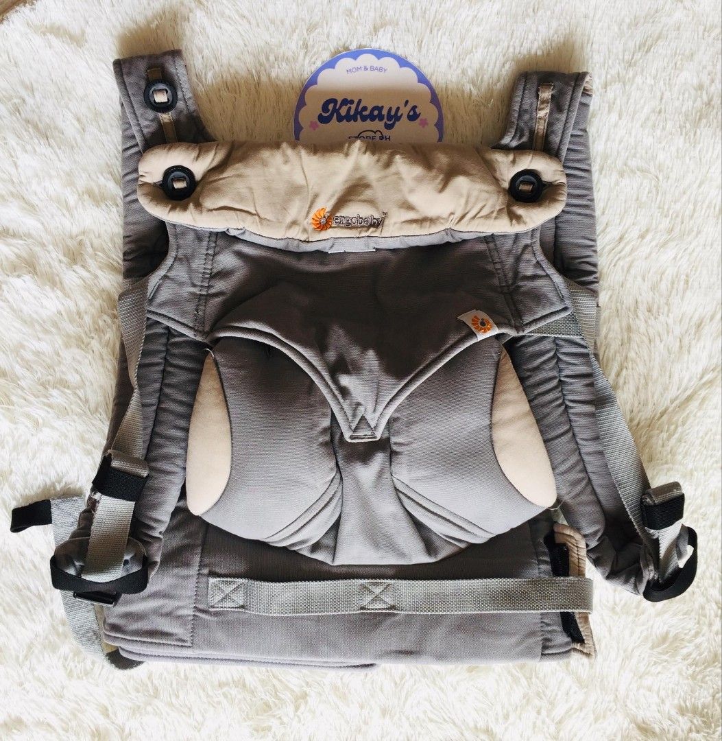 Ergobaby four position 360 - gray (Category: Carriers & Slings) located in Manila. Submitted by kikay.store.ph30 (Listing ID 1442931674, Image 1). Description: ❗NEW ARRIVAL❗🇱🇷 Ergobaby four position 360 - gray Condition : lightly use Authentic Already wash ready to use Price: 2000 MOP: GCASH, BDO, MOD: SCO FOR SHIPPING PURPOSE, BUS SHIPPING, JNT, LBC ♥️ 1 day reservation ONLY ♥️ No to rush shipping ♥️ No free shipping ♥️ No return no exchange ♥