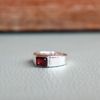 (Category: ) located in . Submitted by miyajewelry (Listing ID 1442966787, Image 1). Description: .